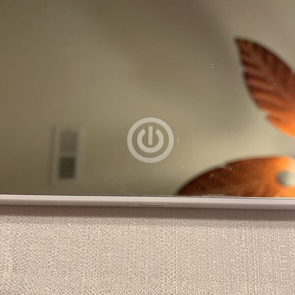 Trifold lighted cosmetic mirror.  USB cord not included.  NEW - Picture 12 of 14